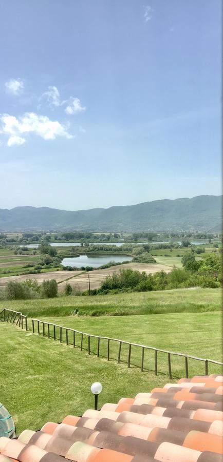 Tenuta Due Laghi Rivodutri Eksteriør billede